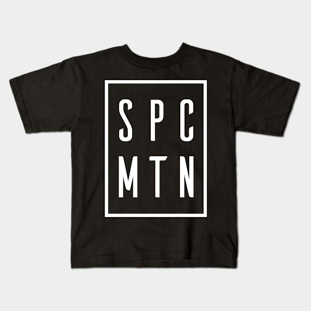 SPC MTN - Space Mountain Kids T-Shirt by restlessart